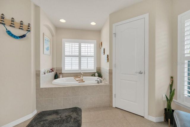 2663 BROOKSIDE BLUFF LOOP, Lakeland, FL 33813