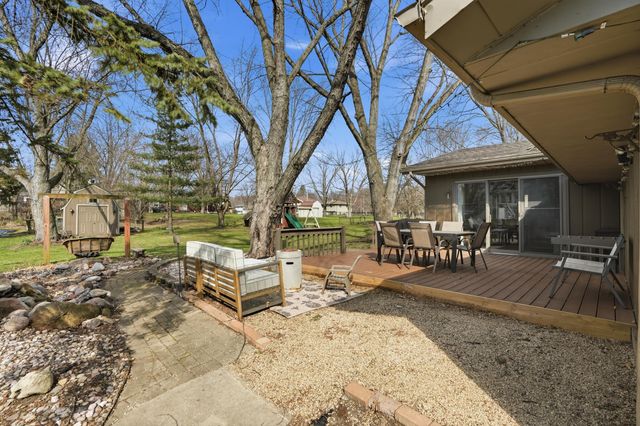 9346 Northcote Avenue, St. John, IN 46373