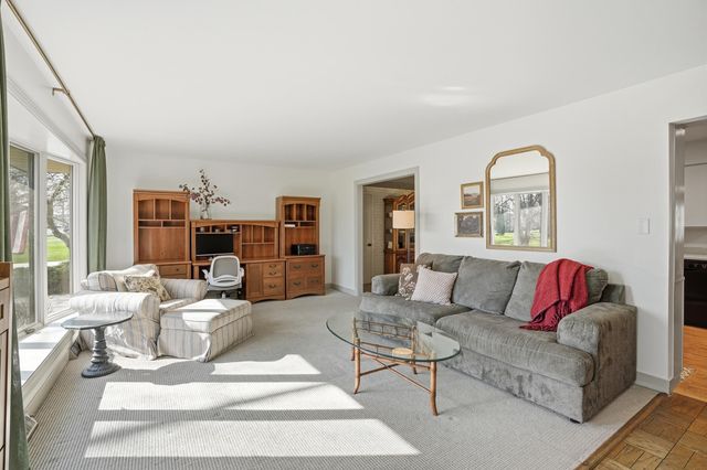 9346 Northcote Avenue, St. John, IN 46373