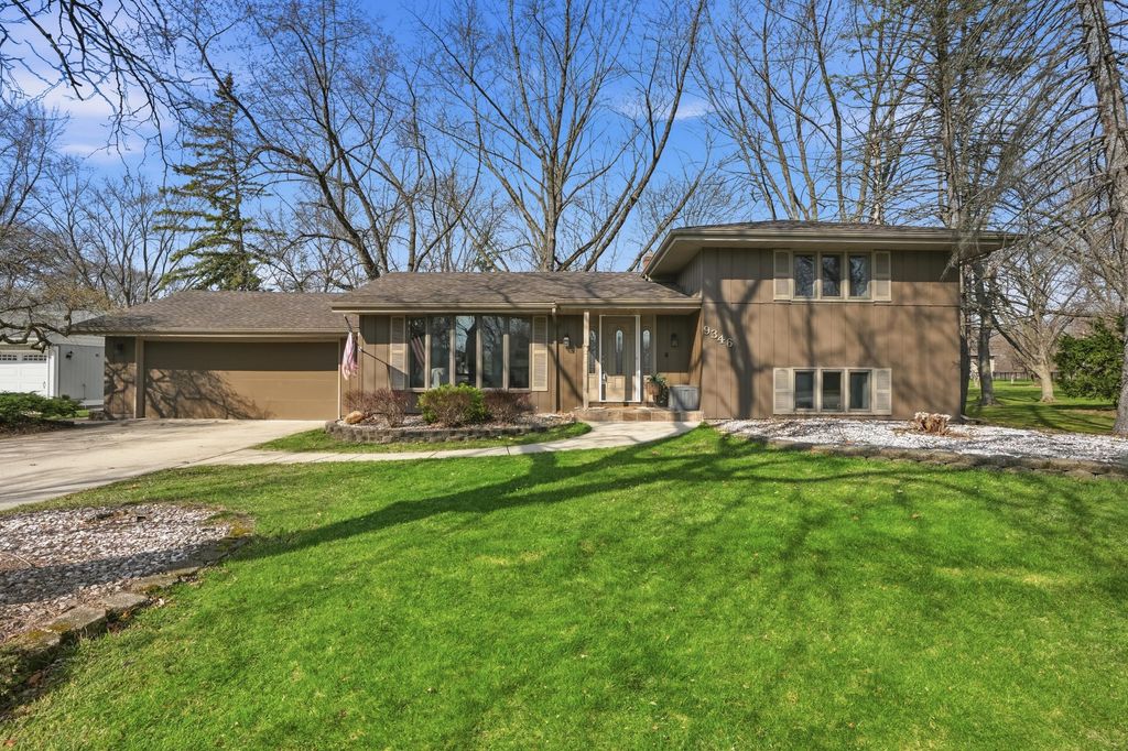 9346 Northcote Avenue, St. John, IN 46373