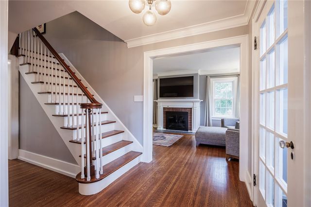 387 Kilbourn Road, Pittsford, NY 14618
