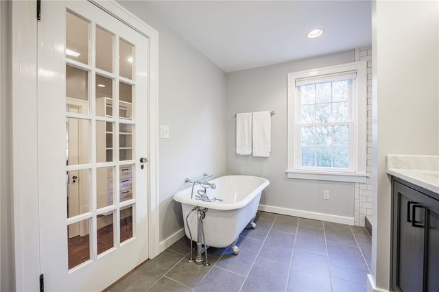 387 Kilbourn Road, Pittsford, NY 14618