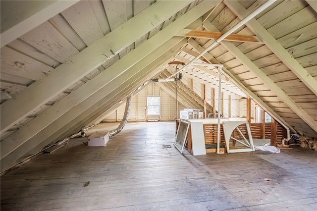 387 Kilbourn Road, Pittsford, NY 14618