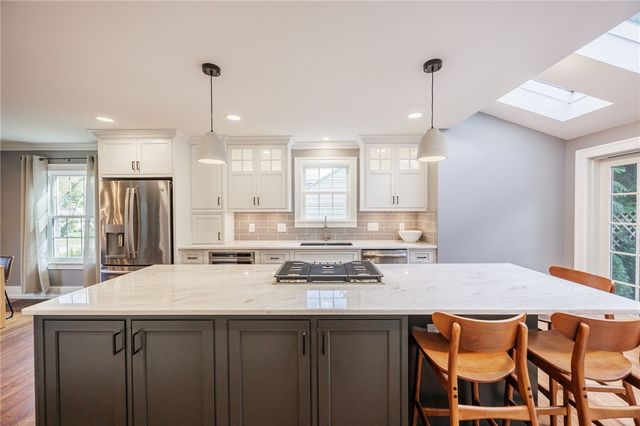 387 Kilbourn Road, Pittsford, NY 14618