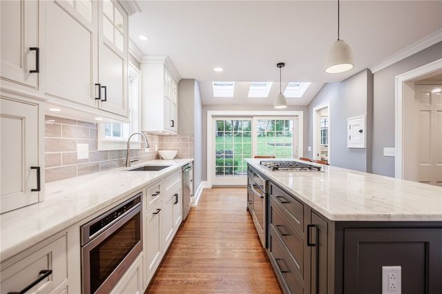 387 Kilbourn Road, Pittsford, NY 14618