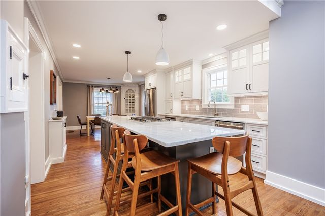 387 Kilbourn Road, Pittsford, NY 14618