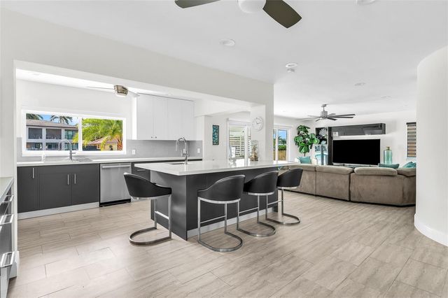 39 Castle Harbor Isle Drive, Fort Lauderdale, FL 33308