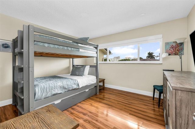 39 Castle Harbor Isle Drive, Fort Lauderdale, FL 33308