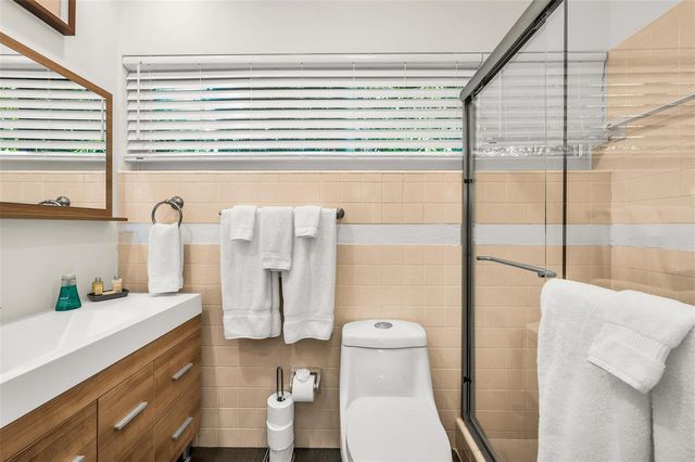 39 Castle Harbor Isle Drive, Fort Lauderdale, FL 33308