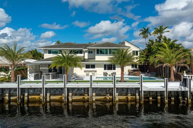 39 Castle Harbor Isle Drive, Fort Lauderdale, FL 33308