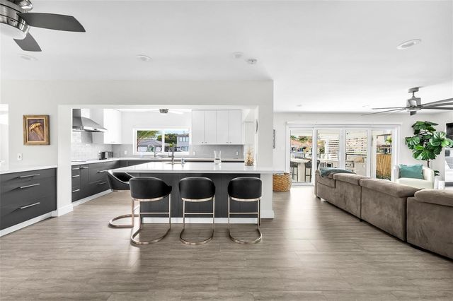 39 Castle Harbor Isle Drive, Fort Lauderdale, FL 33308