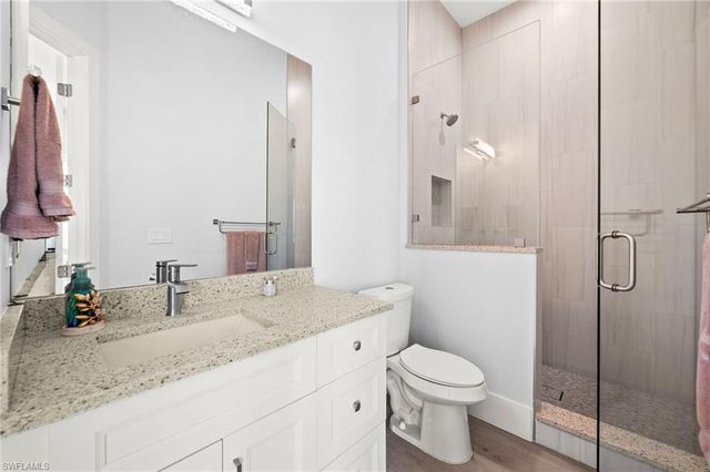 388 Pine AVE, Naples, FL 34108