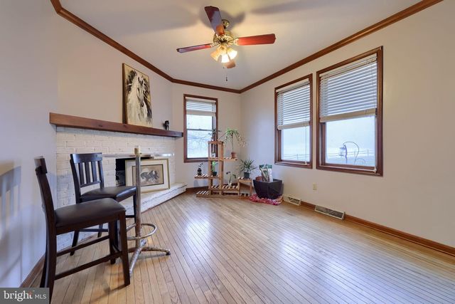 180 SPRINGVALE RD, Red Lion, PA 17356