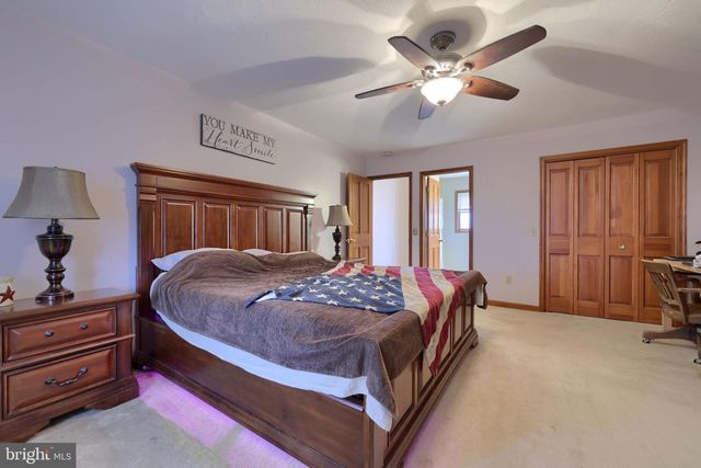 180 SPRINGVALE RD, Red Lion, PA 17356