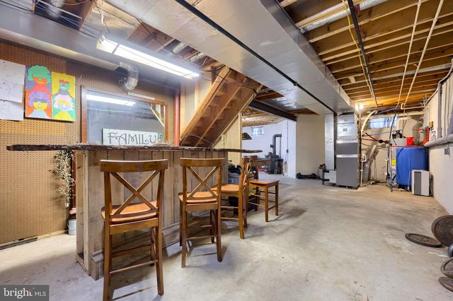 180 SPRINGVALE RD, Red Lion, PA 17356