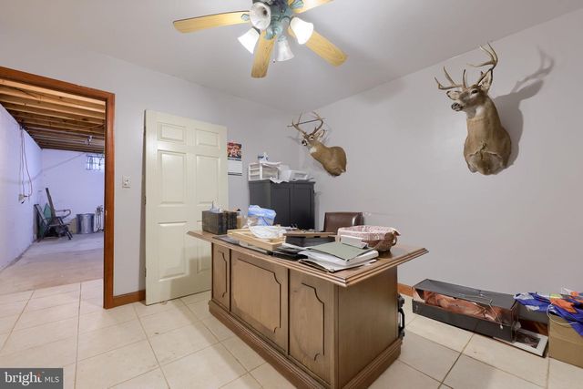 180 SPRINGVALE RD, Red Lion, PA 17356