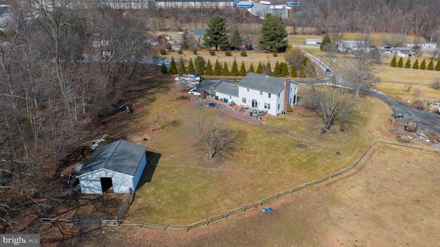 180 SPRINGVALE RD, Red Lion, PA 17356