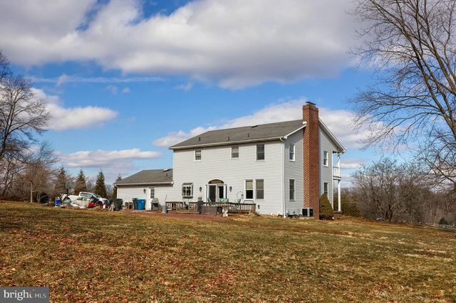 180 SPRINGVALE RD, Red Lion, PA 17356