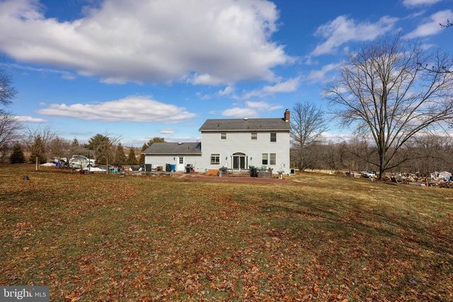 180 SPRINGVALE RD, Red Lion, PA 17356