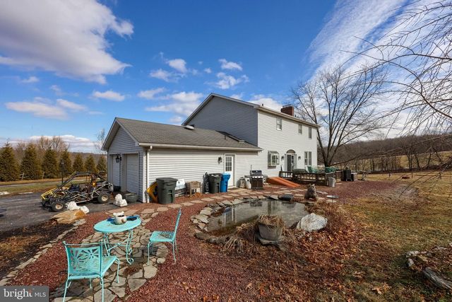 180 SPRINGVALE RD, Red Lion, PA 17356