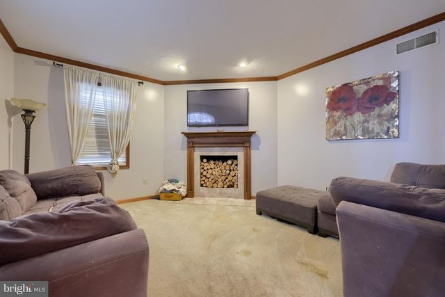 180 SPRINGVALE RD, Red Lion, PA 17356
