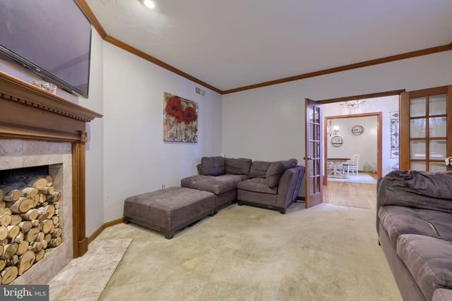 180 SPRINGVALE RD, Red Lion, PA 17356