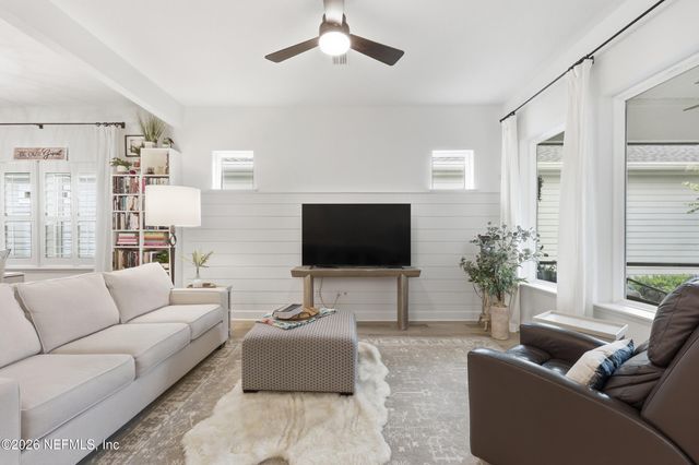 76 PARK CENTER Avenue, Ponte Vedra, FL 32081
