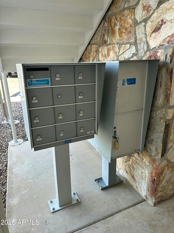 10847 N FAIRWAY Court 211, Sun City, AZ 85351