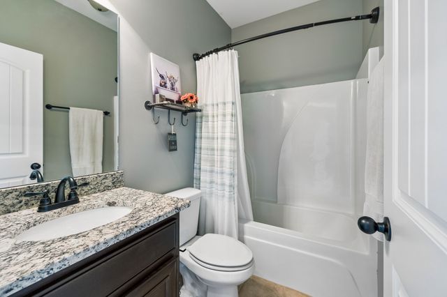 205 Amazonway Rdg, Murfreesboro, TN 37130