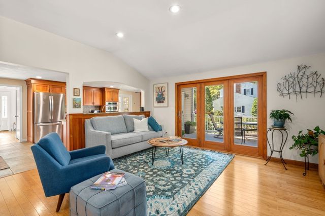 24 Pauline Dr, Natick, MA 01760