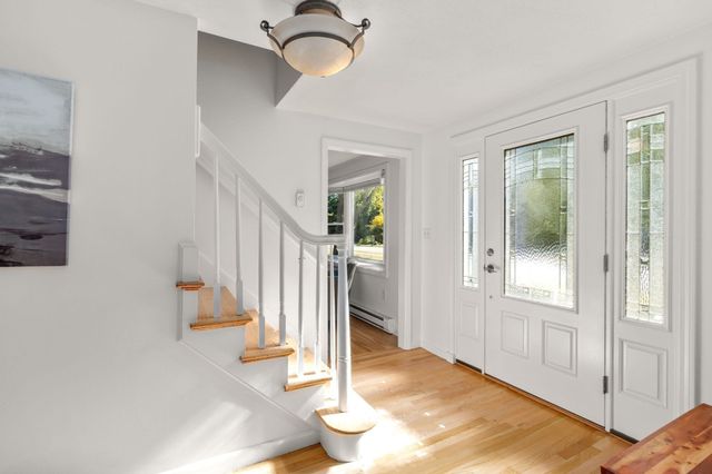 24 Pauline Dr, Natick, MA 01760