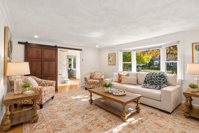 24 Pauline Dr, Natick, MA 01760