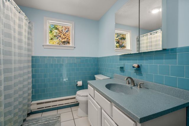 24 Pauline Dr, Natick, MA 01760