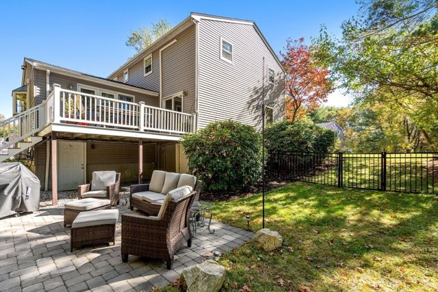 24 Pauline Dr, Natick, MA 01760
