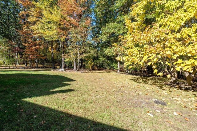 24 Pauline Dr, Natick, MA 01760