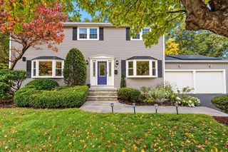 24 Pauline Dr, Natick, MA 01760