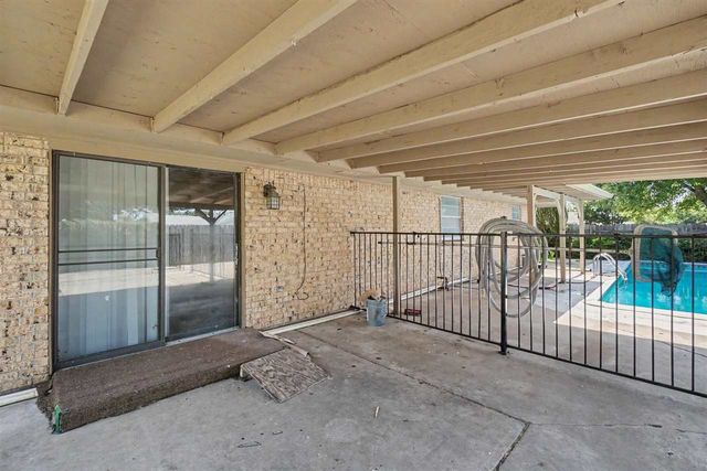 6308 NW Andrews Ave, Lawton, OK 73505