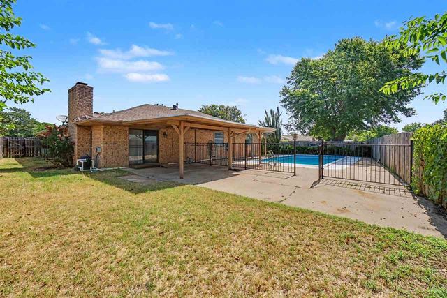 6308 NW Andrews Ave, Lawton, OK 73505