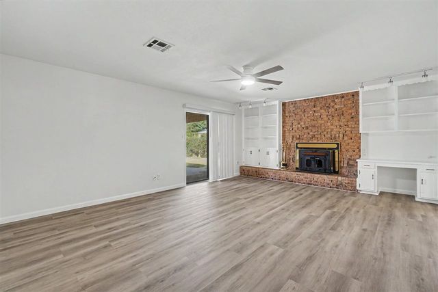 6308 NW Andrews Ave, Lawton, OK 73505