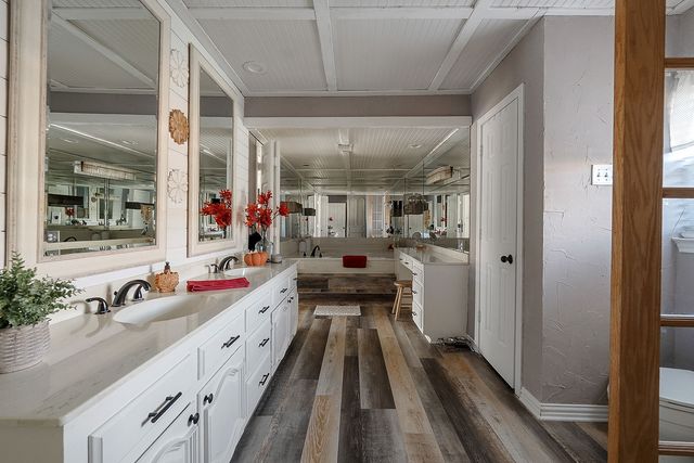 9207 Angora Street, Dallas, TX 75218