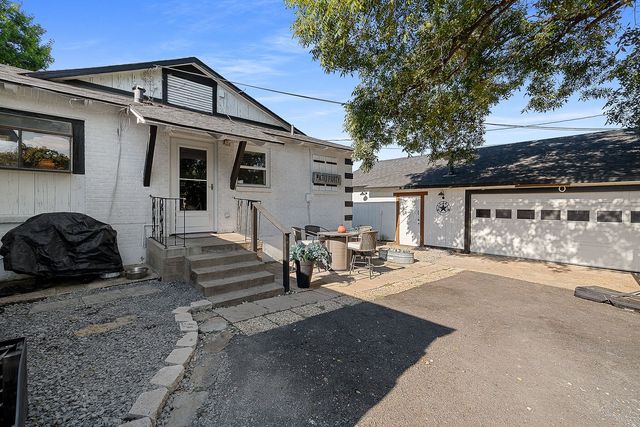 9207 Angora Street, Dallas, TX 75218