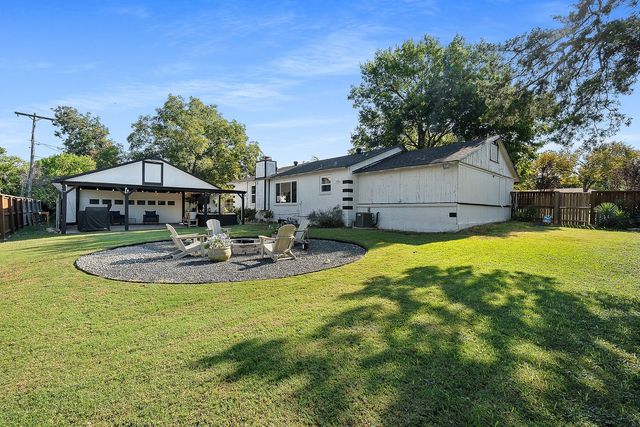 9207 Angora Street, Dallas, TX 75218