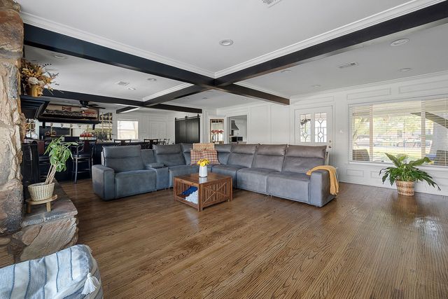 9207 Angora Street, Dallas, TX 75218