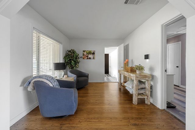 9207 Angora Street, Dallas, TX 75218