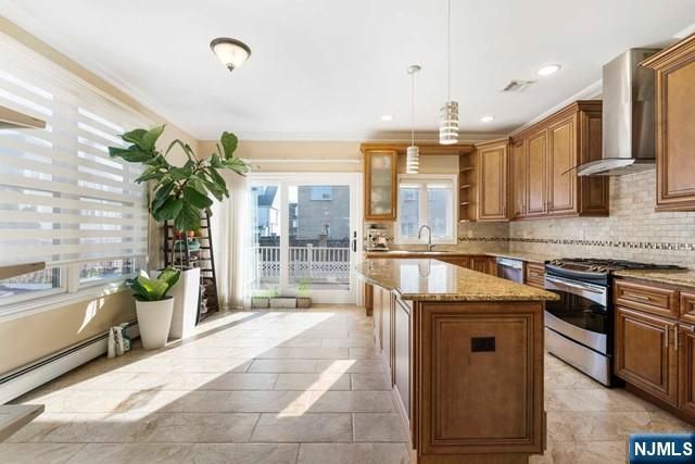 1156 15th Street, Fort Lee, NJ 07024