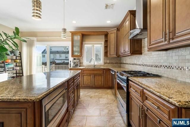 1156 15th Street, Fort Lee, NJ 07024