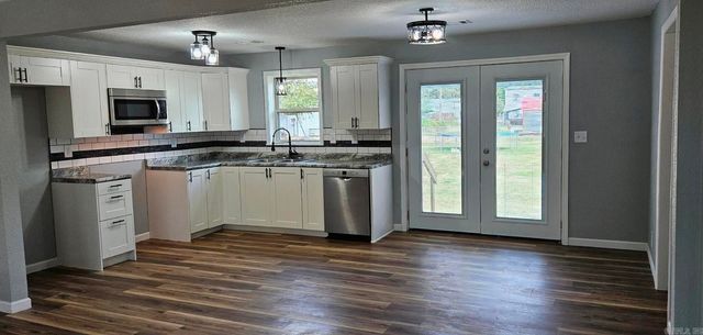 1004 Maddox St Street, Corning, AR 72422