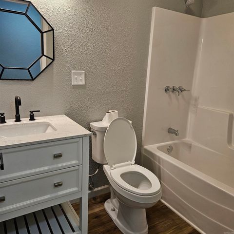 1004 Maddox St Street, Corning, AR 72422