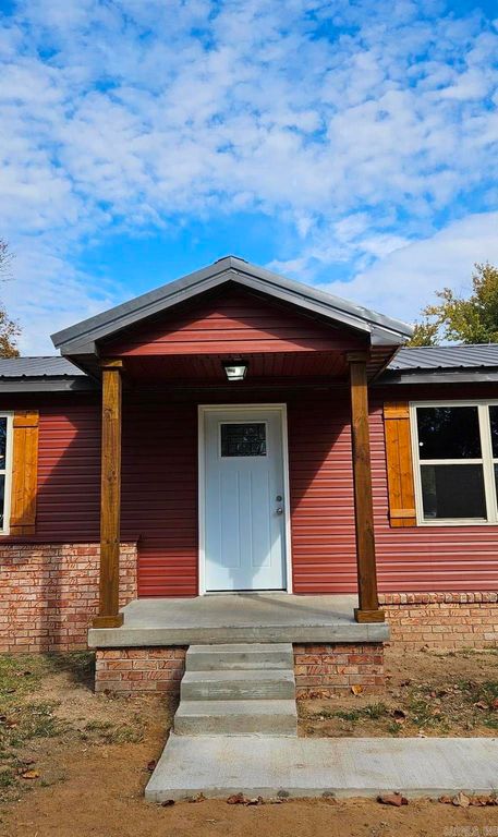 1004 Maddox St Street, Corning, AR 72422