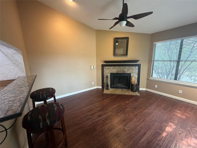 3744 VALLEY VIEW RD C, Austin, TX 78704